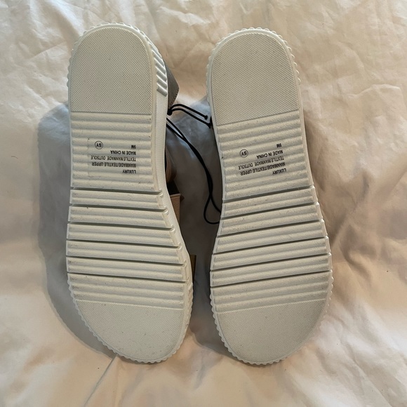 PoP Sandals - Picture 4 of 6